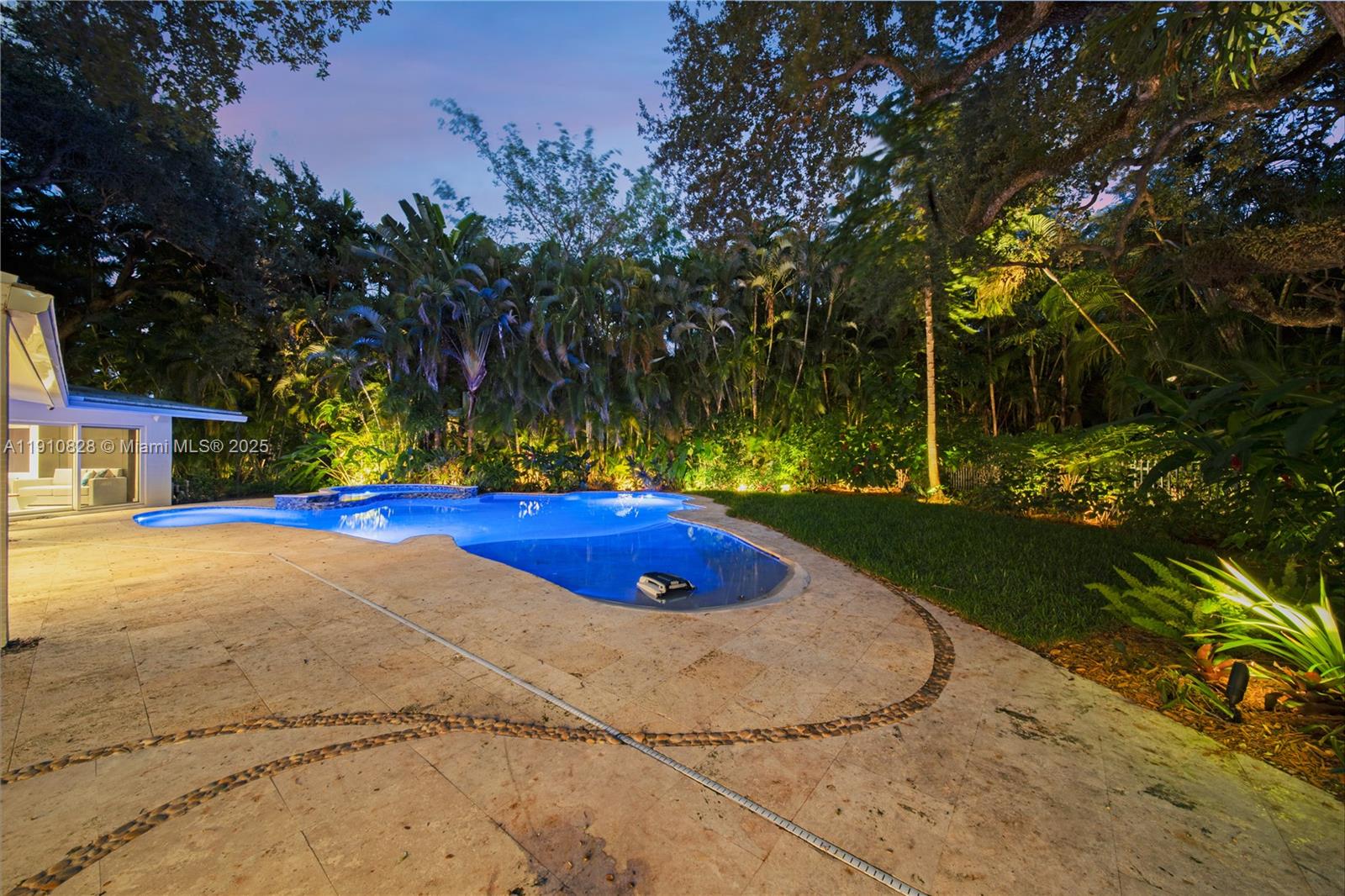 1075 NE 99th St Miami Shores, FL 33138