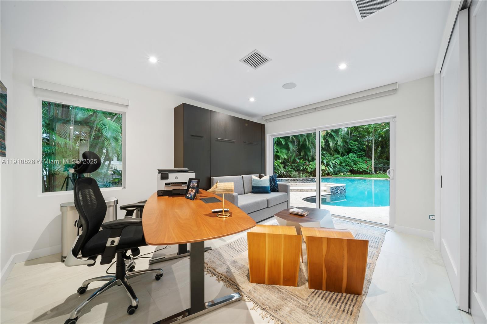 1075 NE 99th St Miami Shores, FL 33138