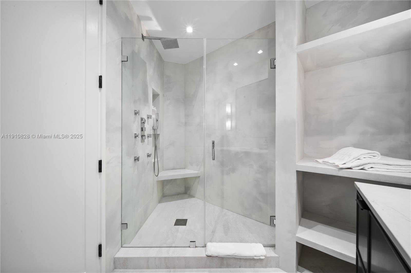 1075 NE 99th St Miami Shores, FL 33138