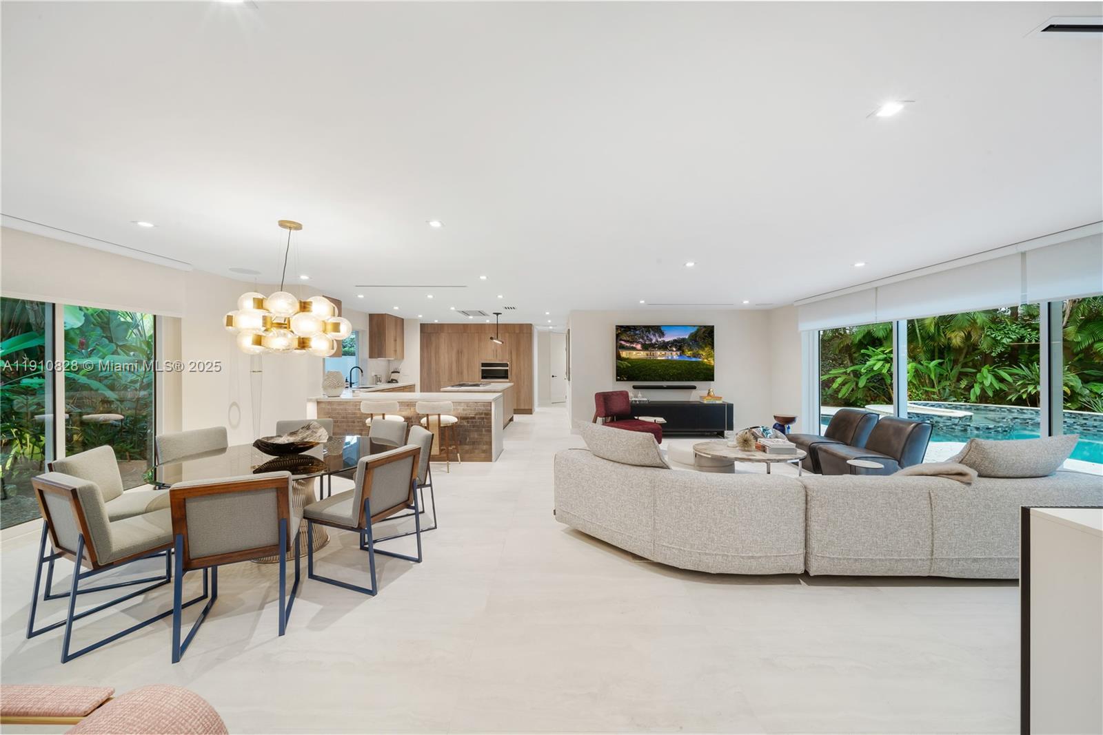 1075 NE 99th St Miami Shores, FL 33138