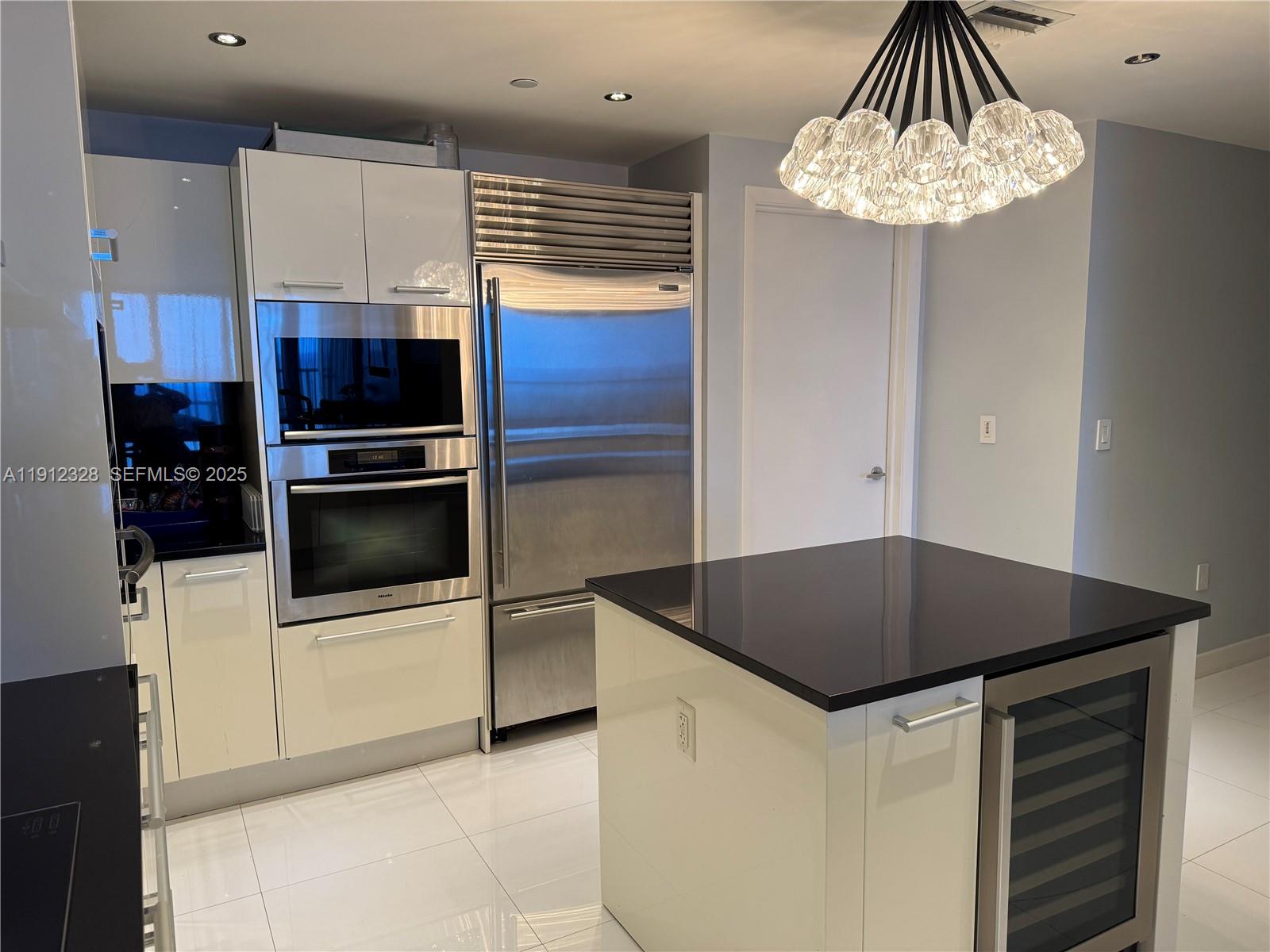 17121 Collins Ave #1905 Sunny Isles Beach, FL 33160