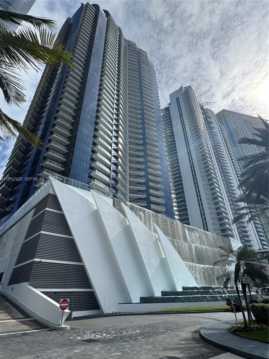 17121 Collins Ave #1905 Sunny Isles Beach, FL 33160