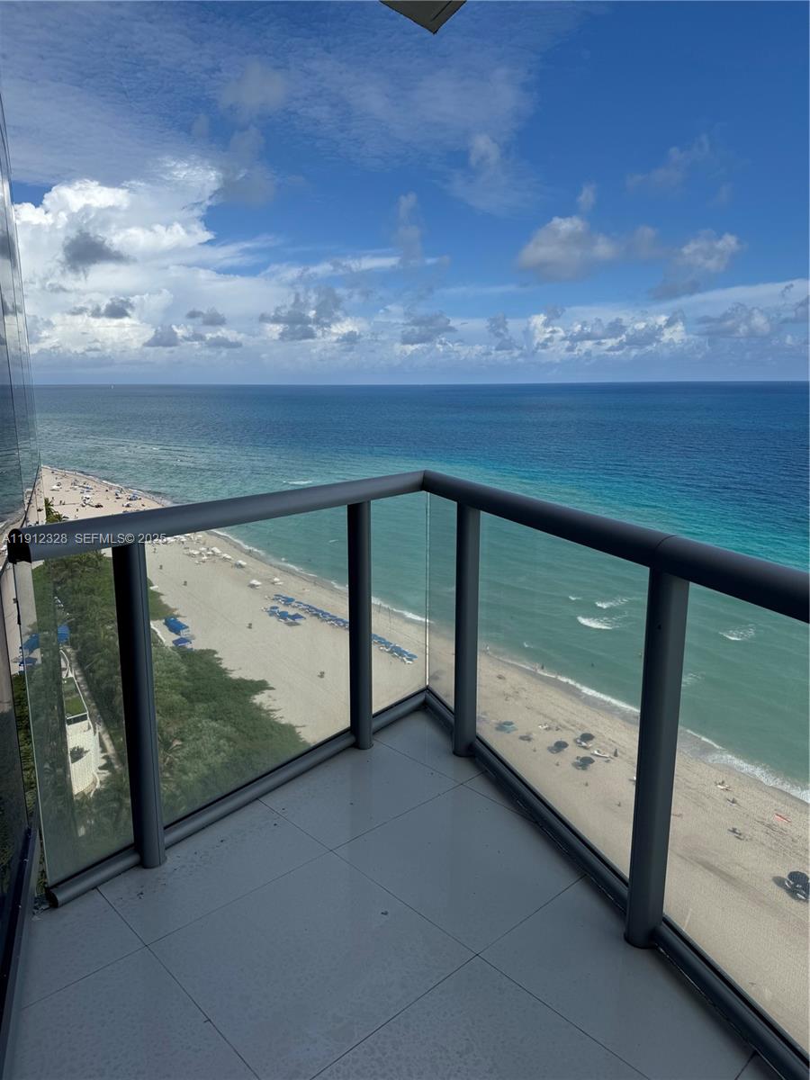17121 Collins Ave #1905 Sunny Isles Beach, FL 33160
