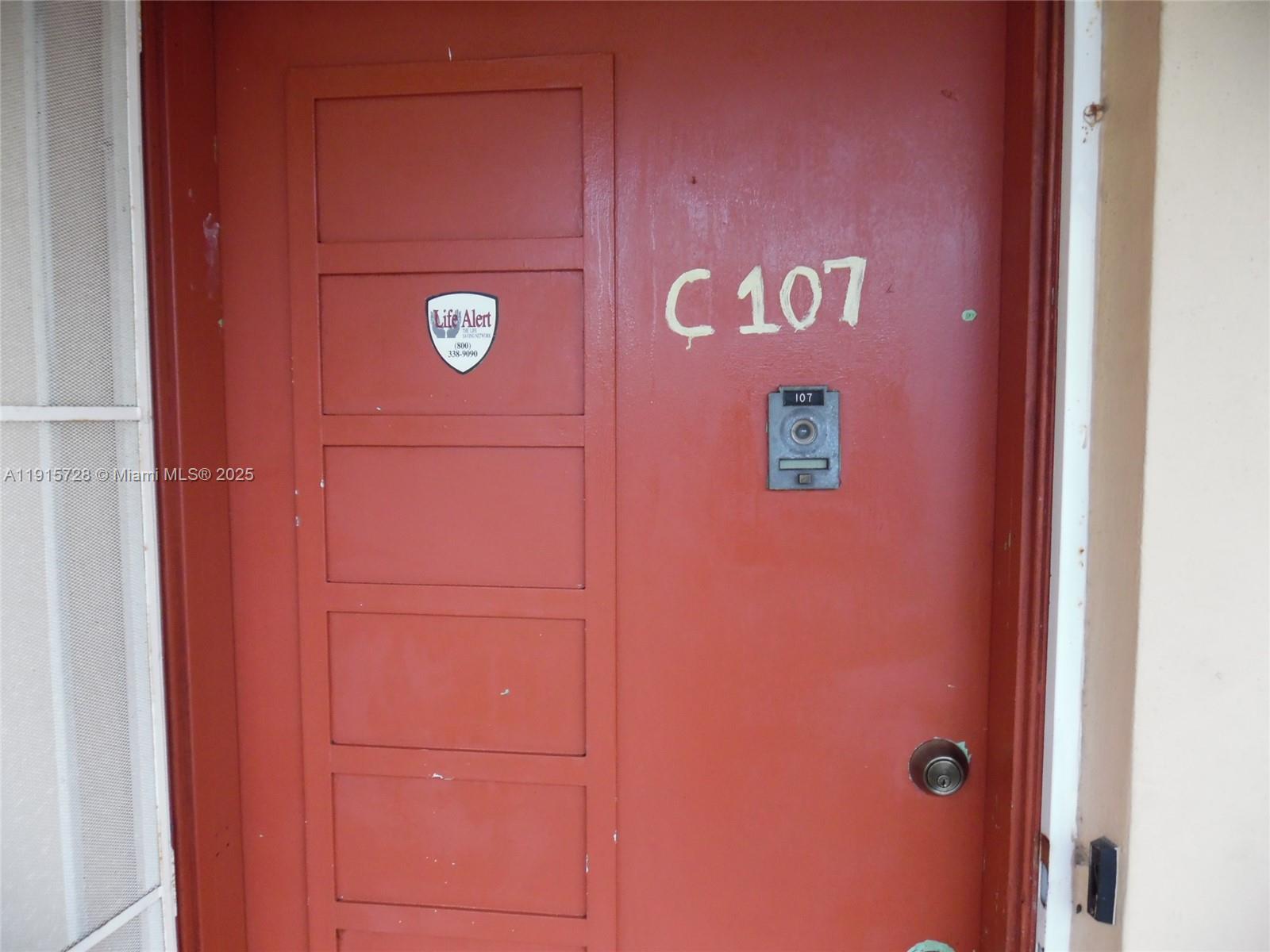 1501 NE 191st St #C107