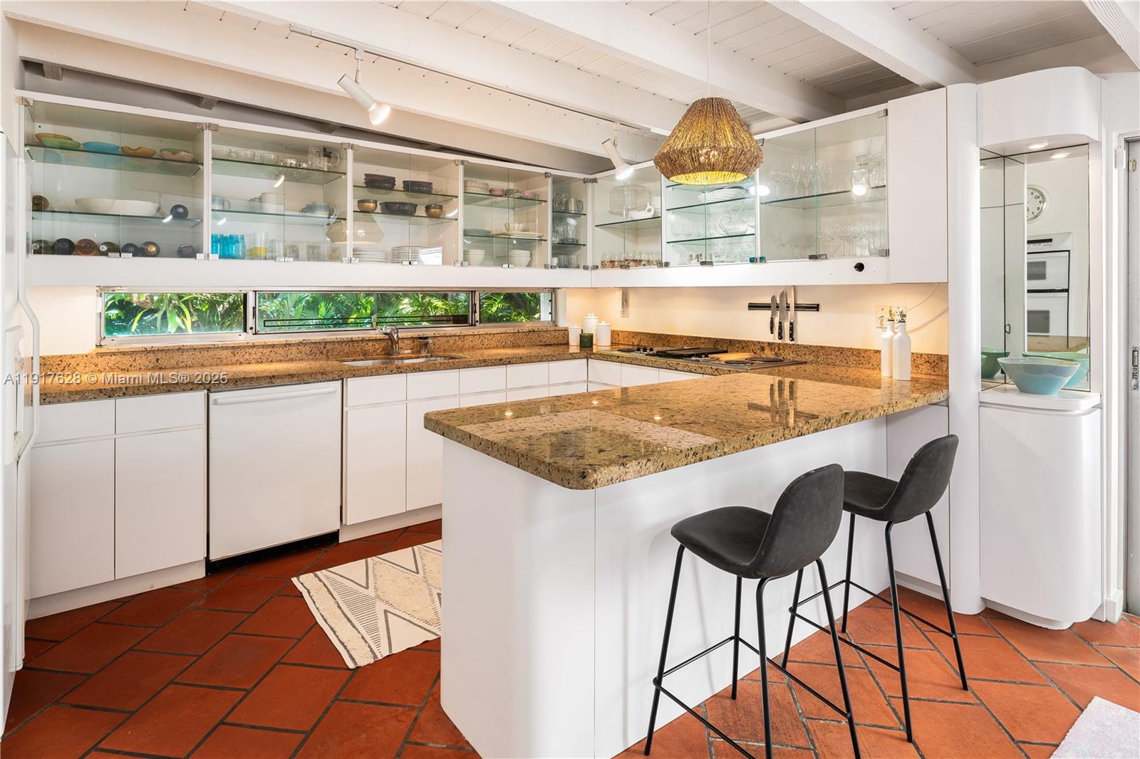 3765-1 Carmen Ct Coconut Grove, FL 33133