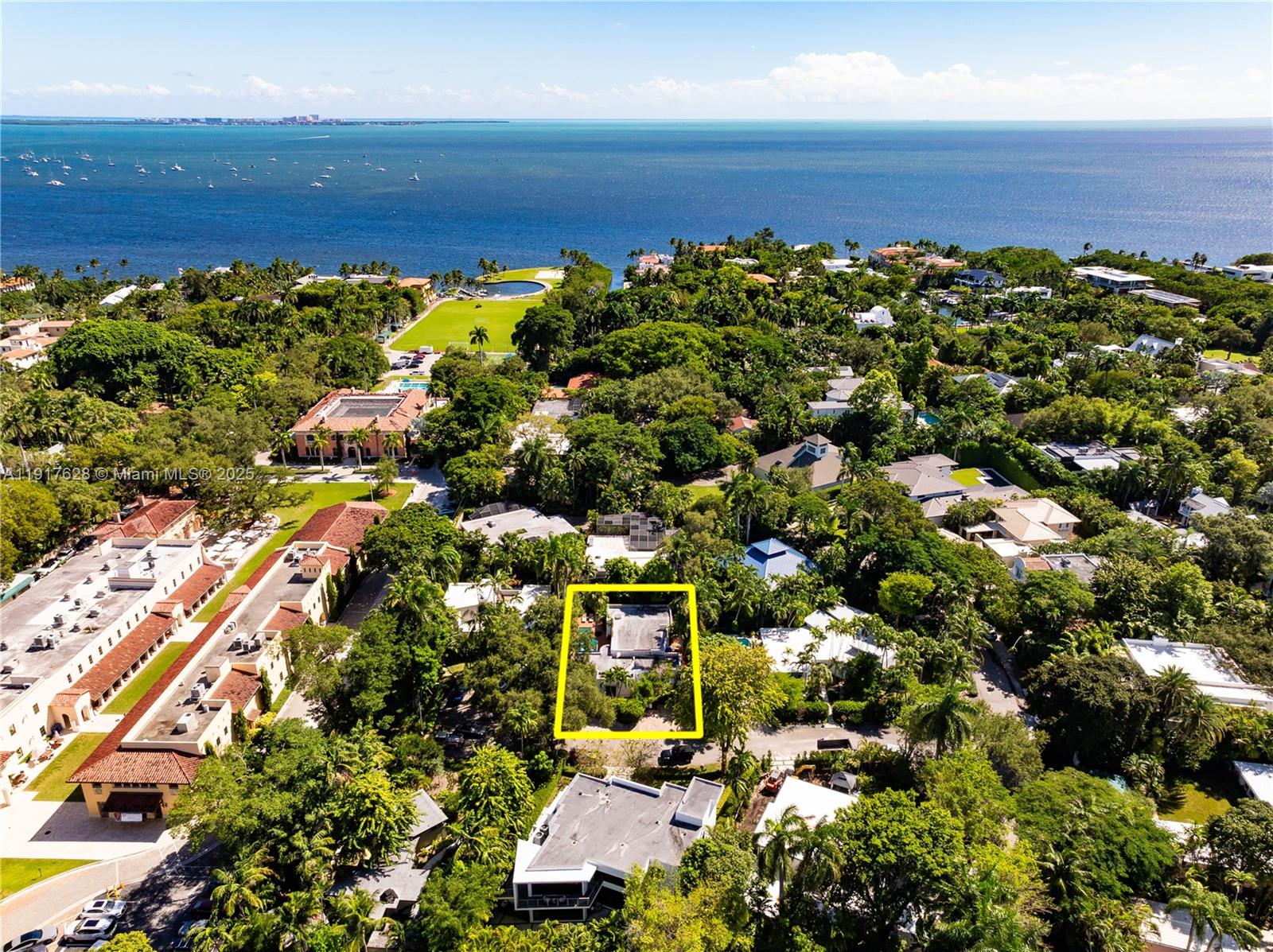 3765-1 Carmen Ct Coconut Grove, FL 33133