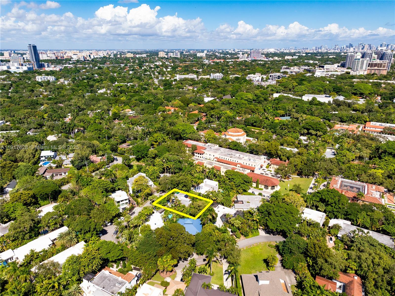 3765-1 Carmen Ct Coconut Grove, FL 33133