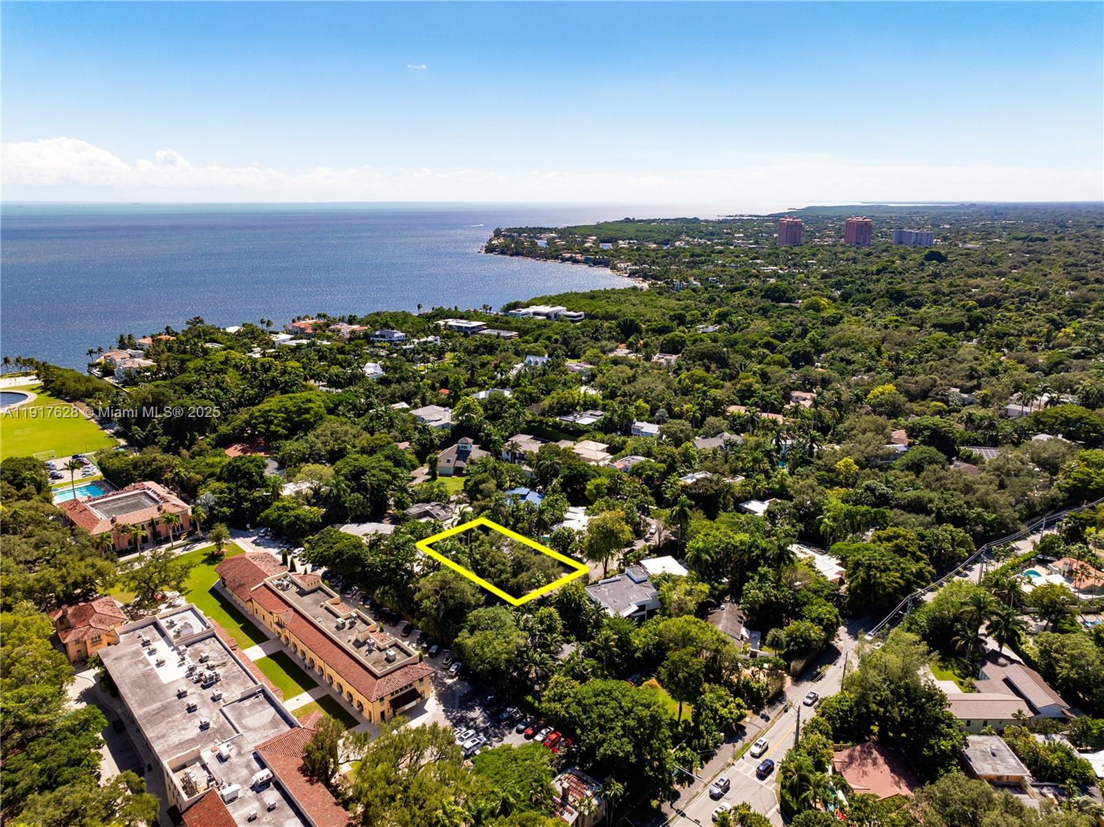 3765-1 Carmen Ct Coconut Grove, FL 33133