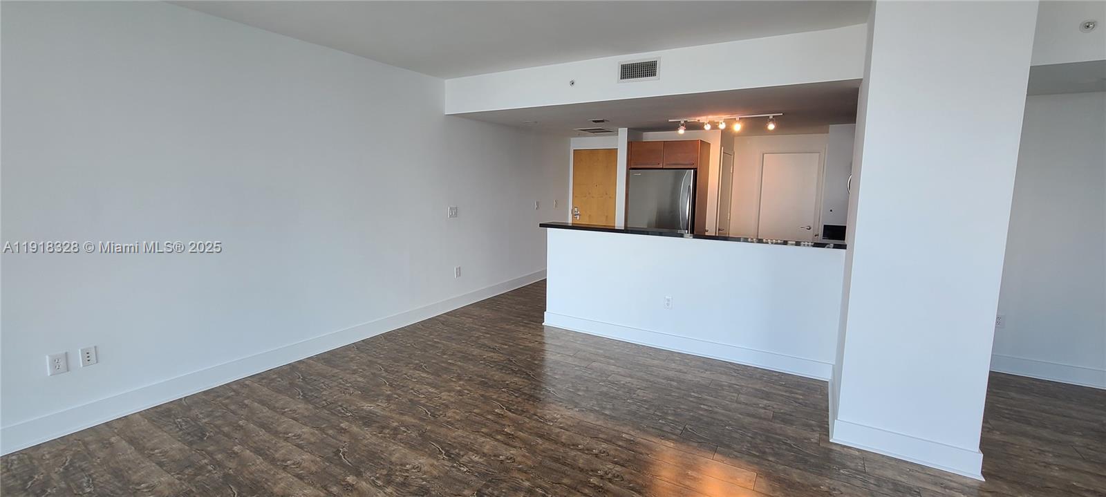 244 Biscayne Blvd #3109