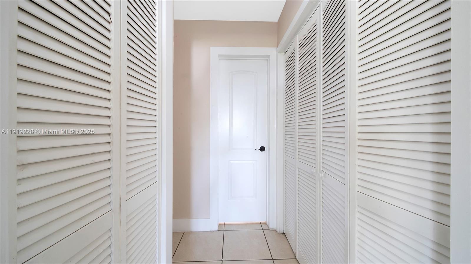 592 NE 150th St #3 Miami, FL 33161