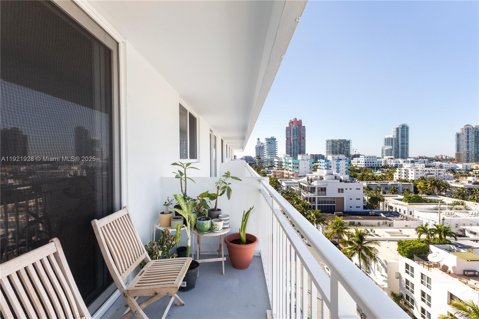 345 Ocean Dr #1101 Miami Beach, FL 33139