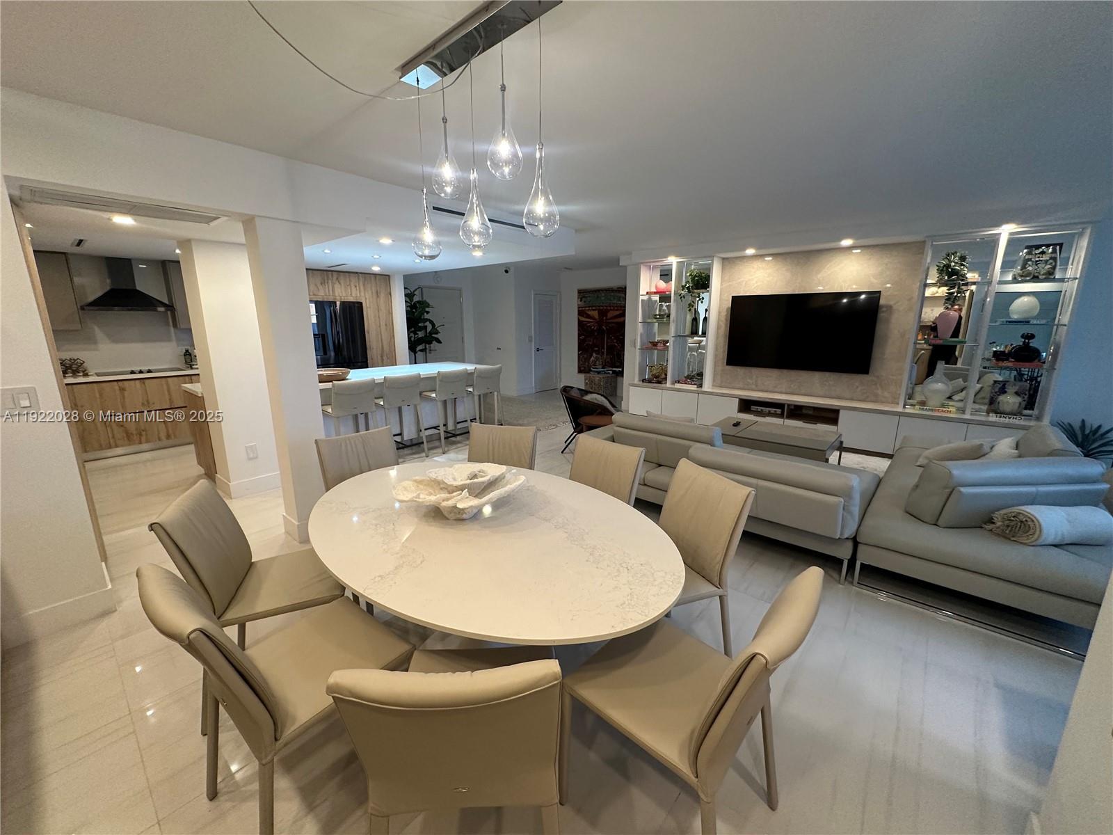 9801 Collins Ave #19P Bal Harbour, FL 33154