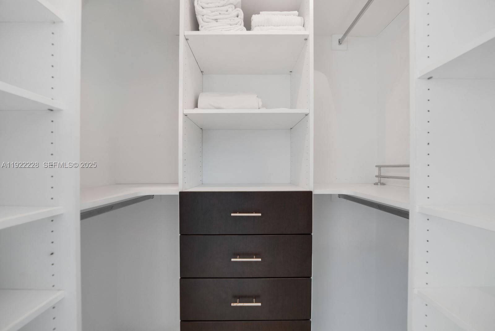 1155 Brickell Bay Dr #2409 Miami, FL 33131