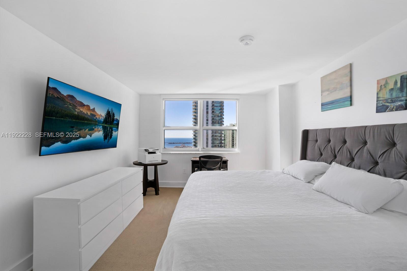 1155 Brickell Bay Dr #2409 Miami, FL 33131