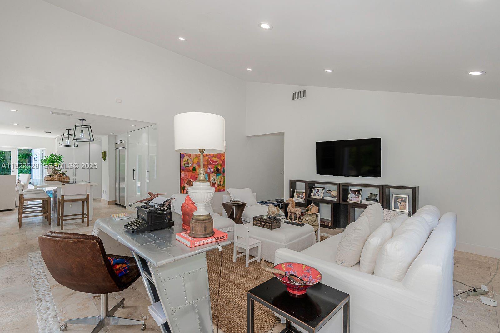 7000 Robles St Coral Gables, FL 33143