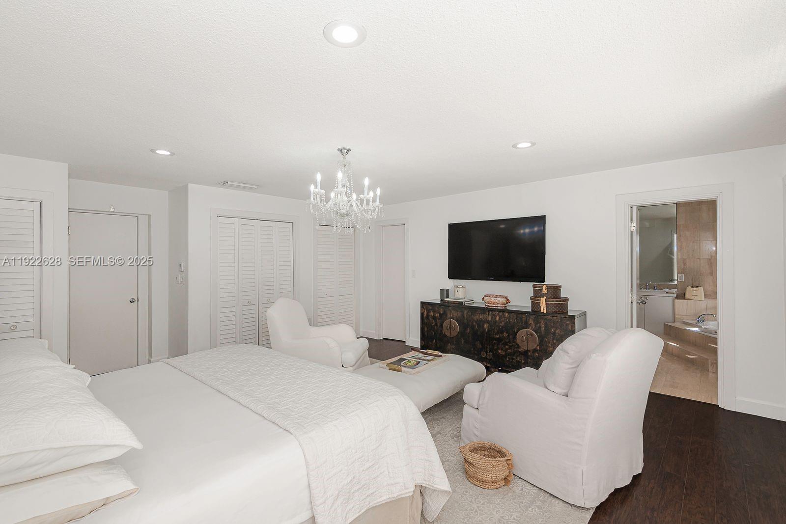 7000 Robles St Coral Gables, FL 33143