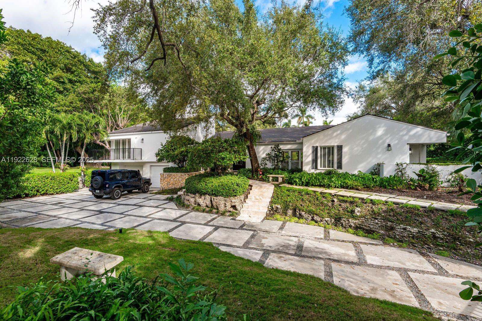 7000 Robles St Coral Gables, FL 33143