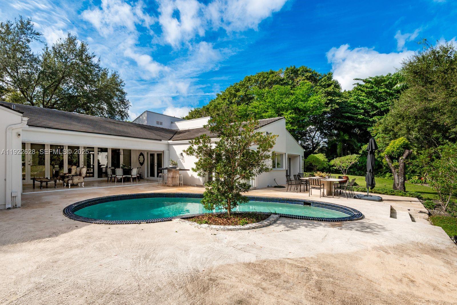 7000 Robles St Coral Gables, FL 33143