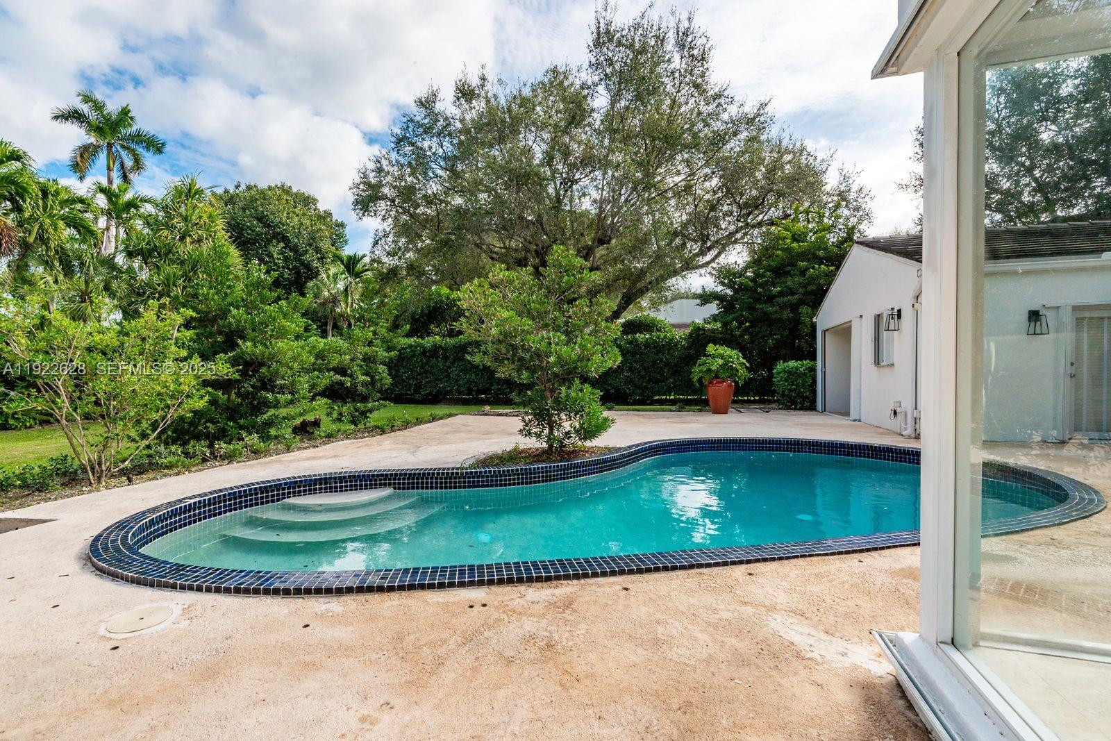 7000 Robles St Coral Gables, FL 33143