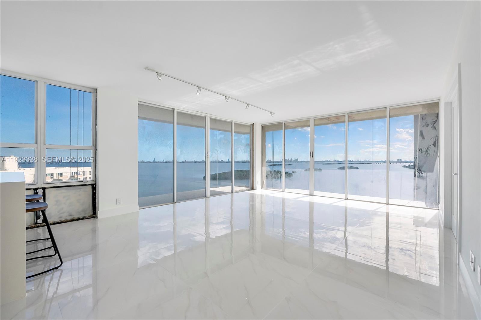 780 NE 69th St #1601