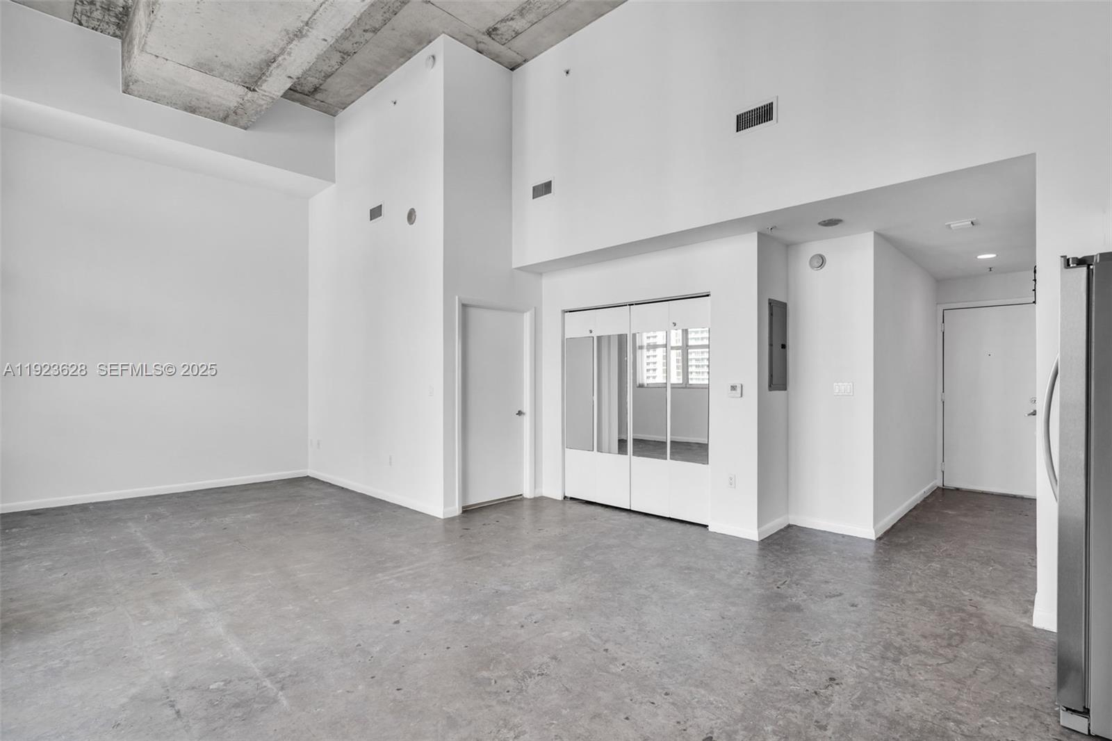 133 NE 2nd Ave #3610 Miami, FL 33132