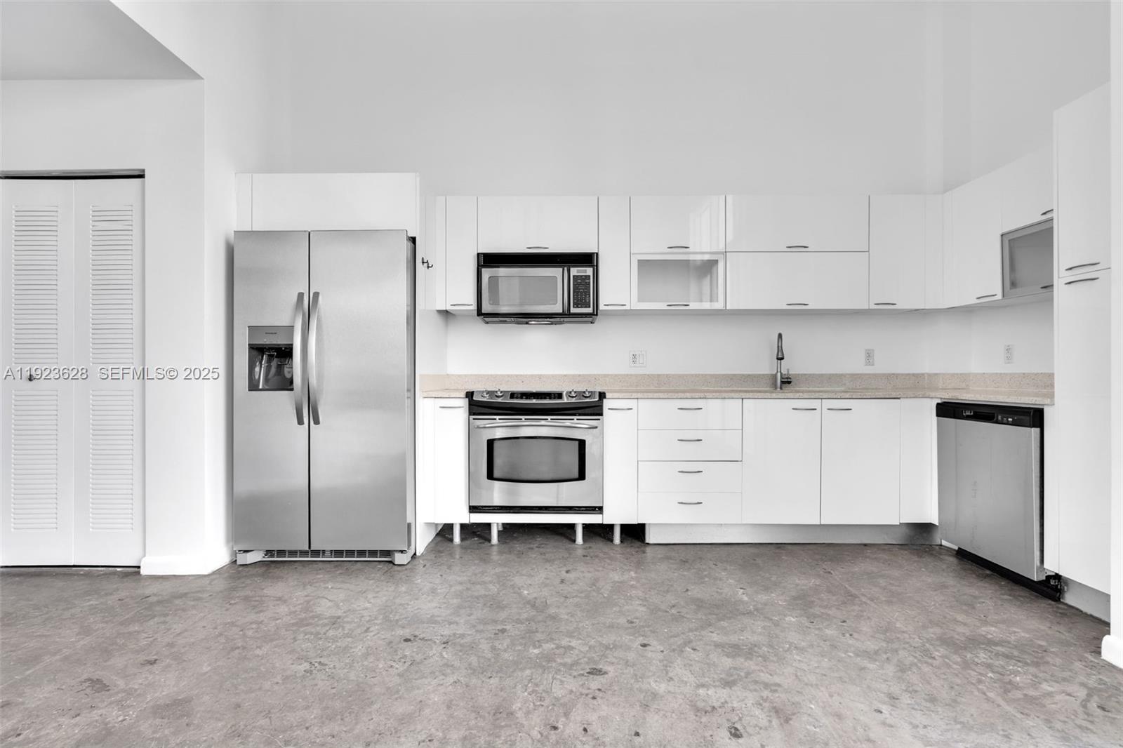 133 NE 2nd Ave #3610 Miami, FL 33132