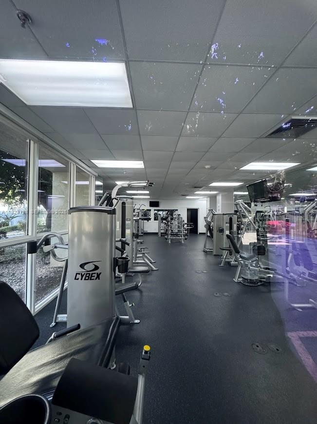 image Madison Downtown Condo12