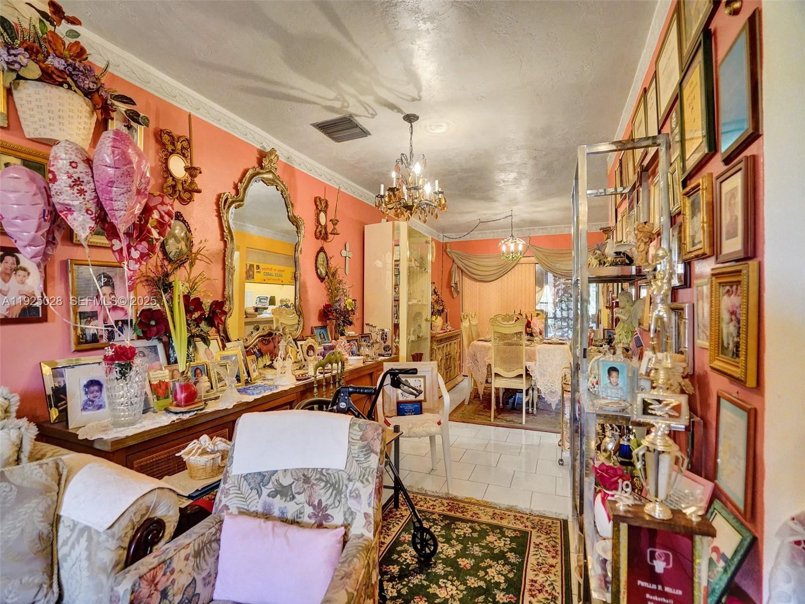 2770 NW 193rd Ter Miami Gardens, FL 33056