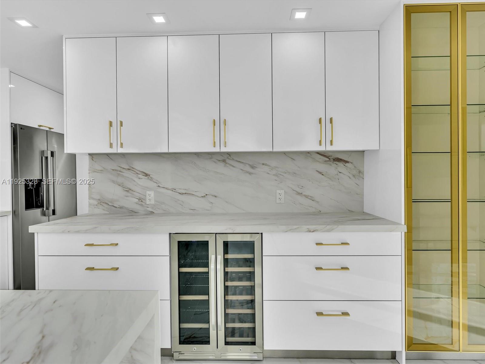 image Winston Towers 30015