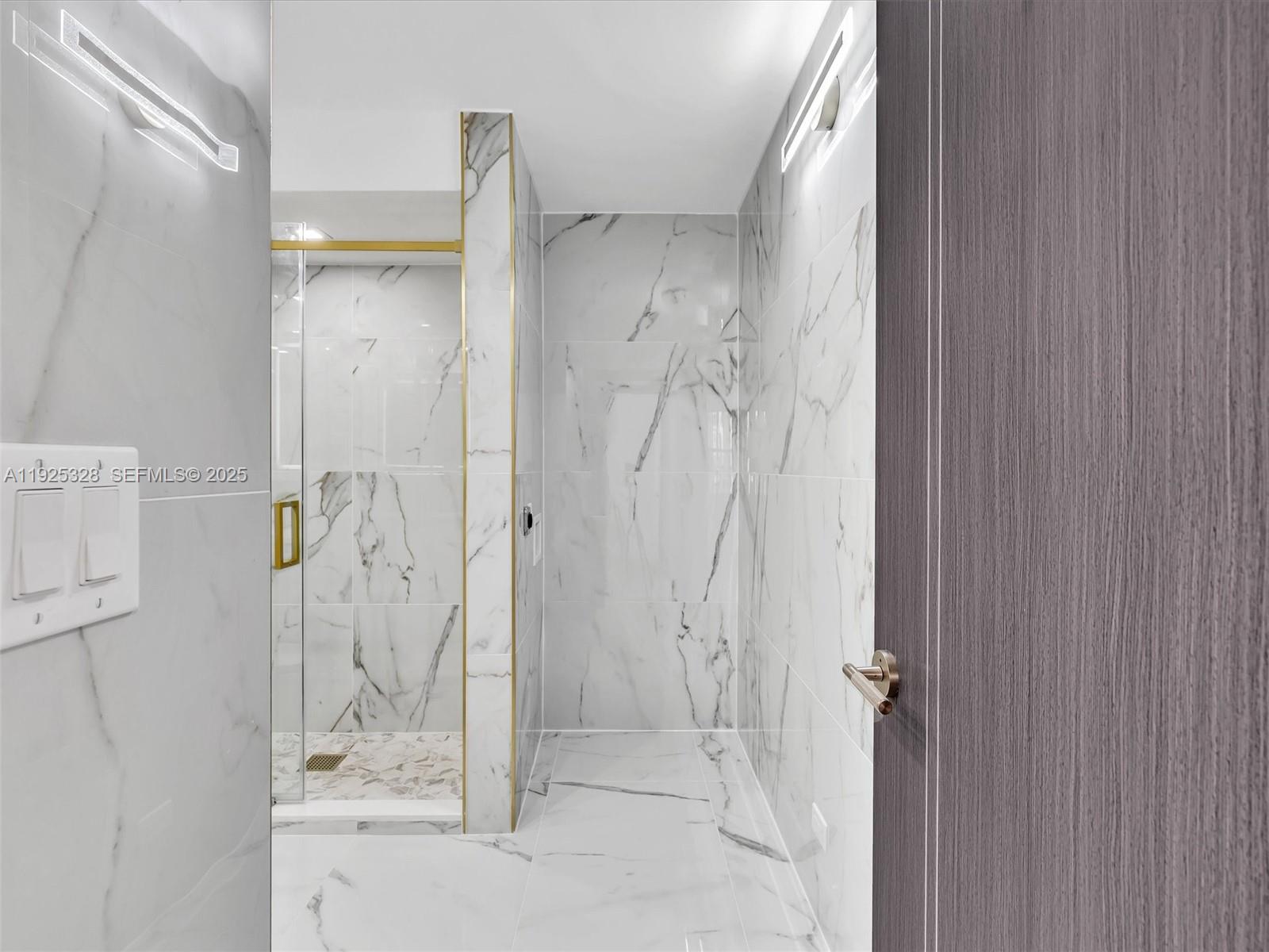 image Winston Towers 30029