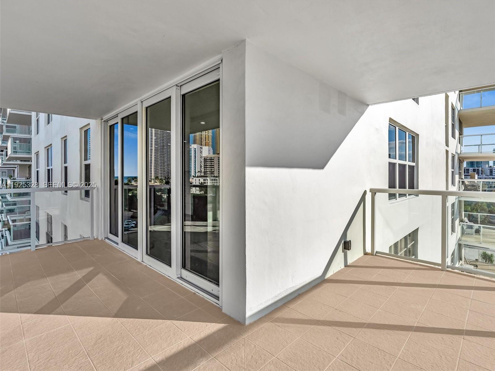 image Winston Towers 30038