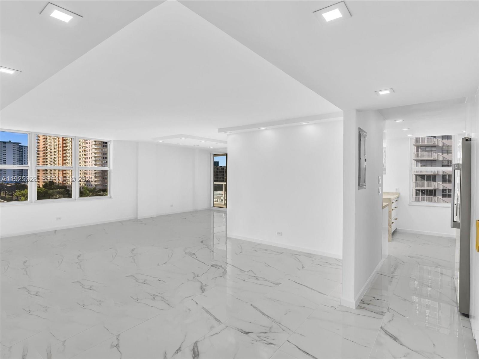 image Winston Towers 3003