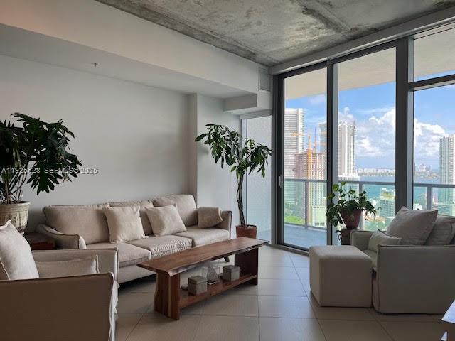 3301 NE 1st Ave #H2606 Miami, FL 33137