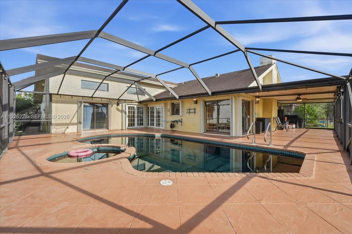 8213 Cassia Ter Tamarac, FL 33321