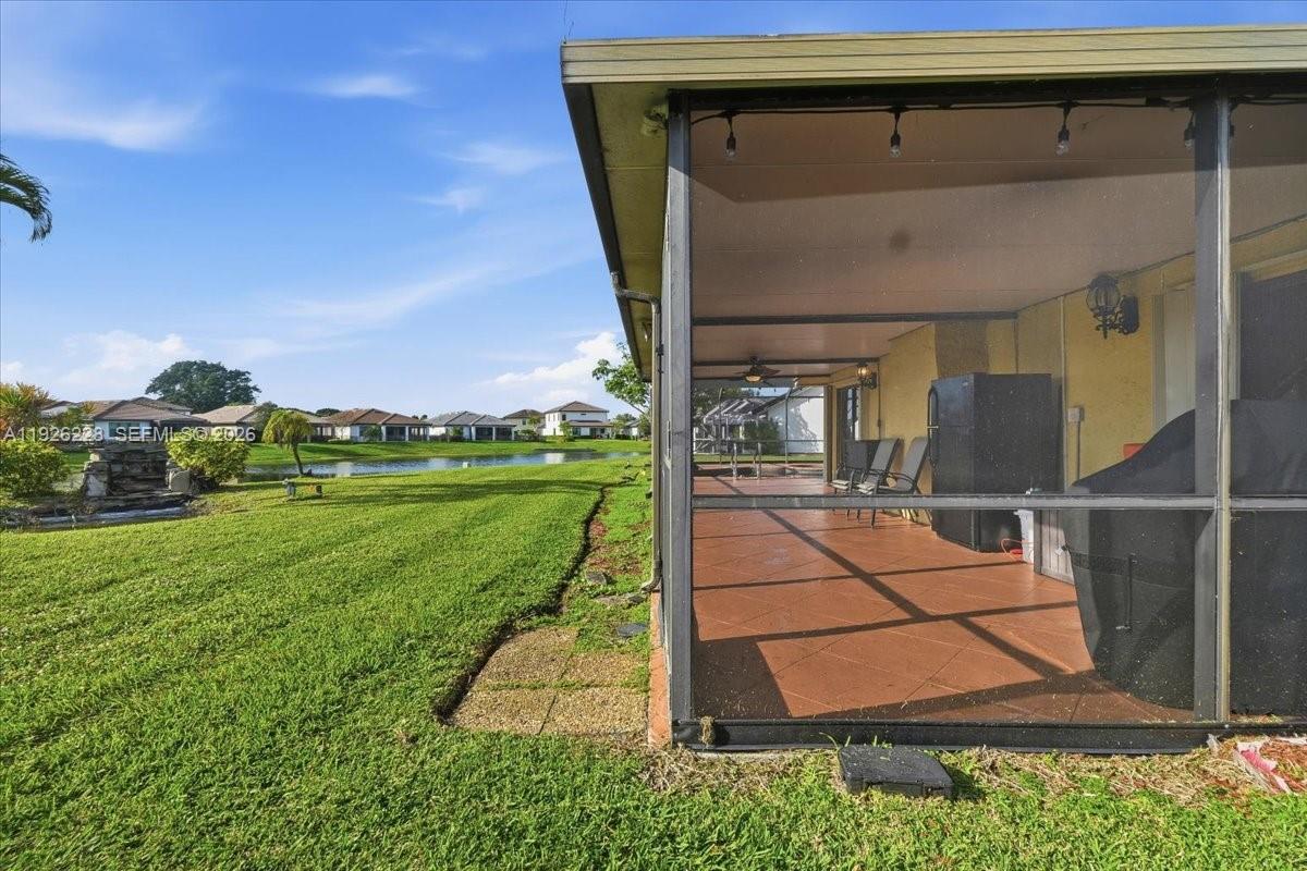 8213 Cassia Ter Tamarac, FL 33321