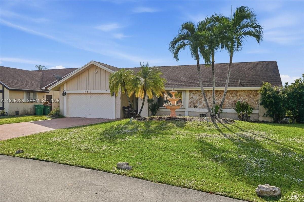 8213 Cassia Ter Tamarac, FL 33321