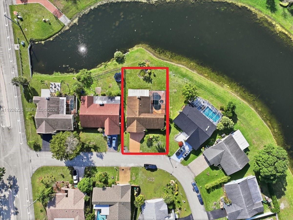 8213 Cassia Ter Tamarac, FL 33321