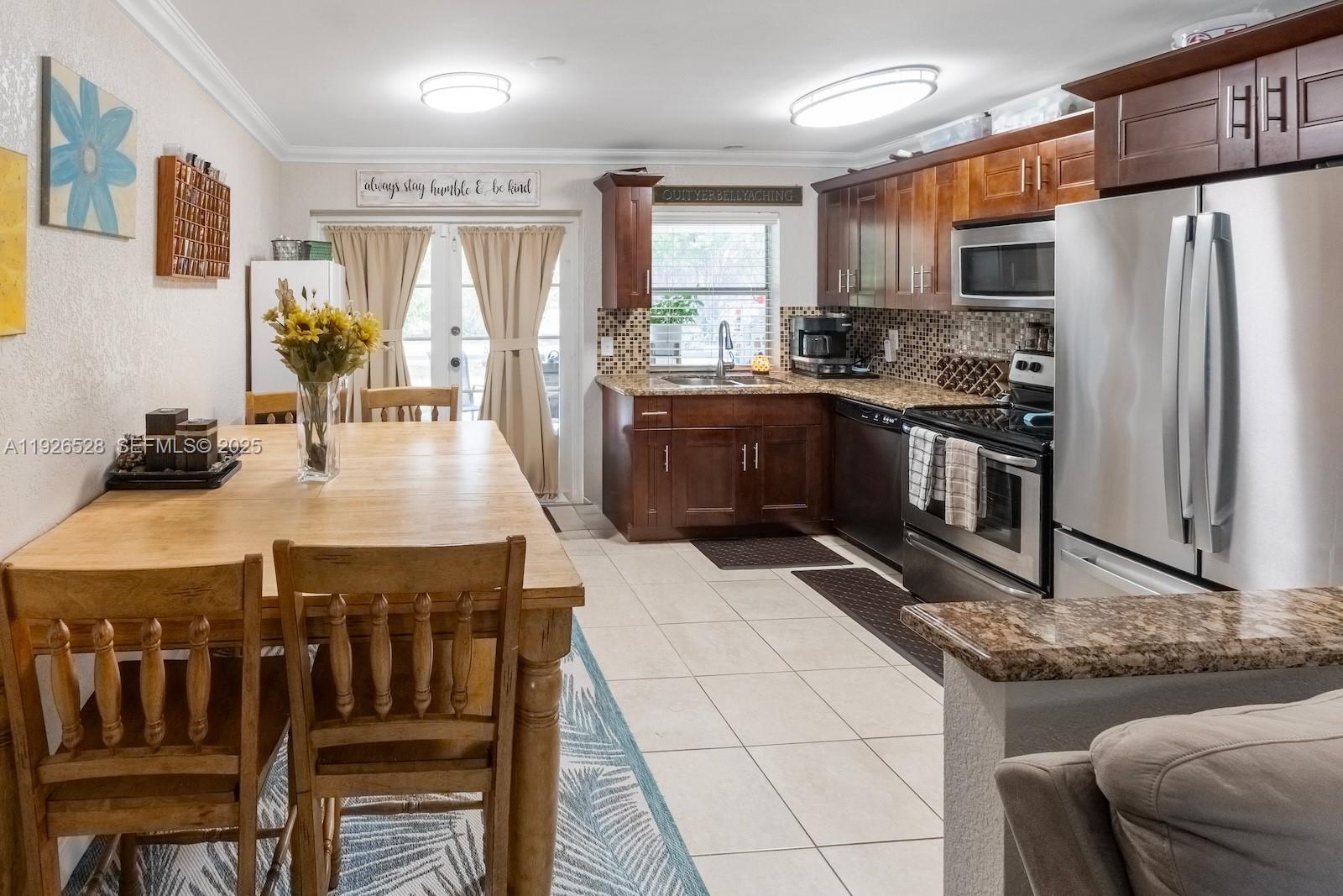 7002 NW 95th Ave Tamarac, FL 33321