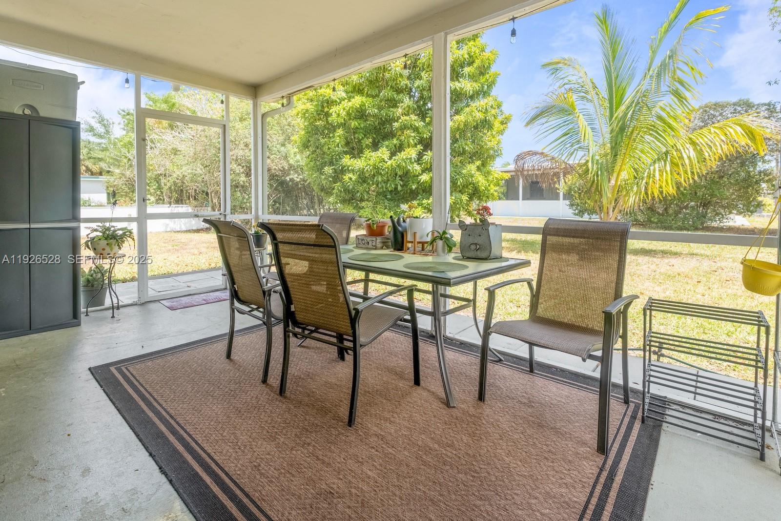 7002 NW 95th Ave Tamarac, FL 33321