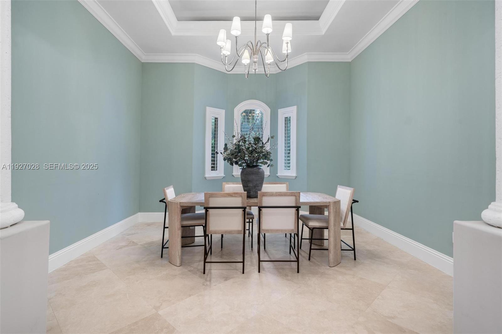 6890 SW 94th St Pinecrest, FL 33156