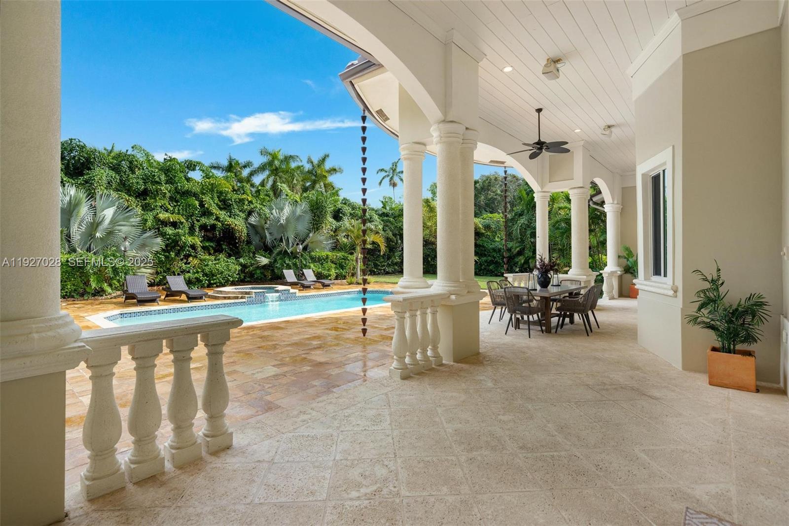 6890 SW 94th St Pinecrest, FL 33156