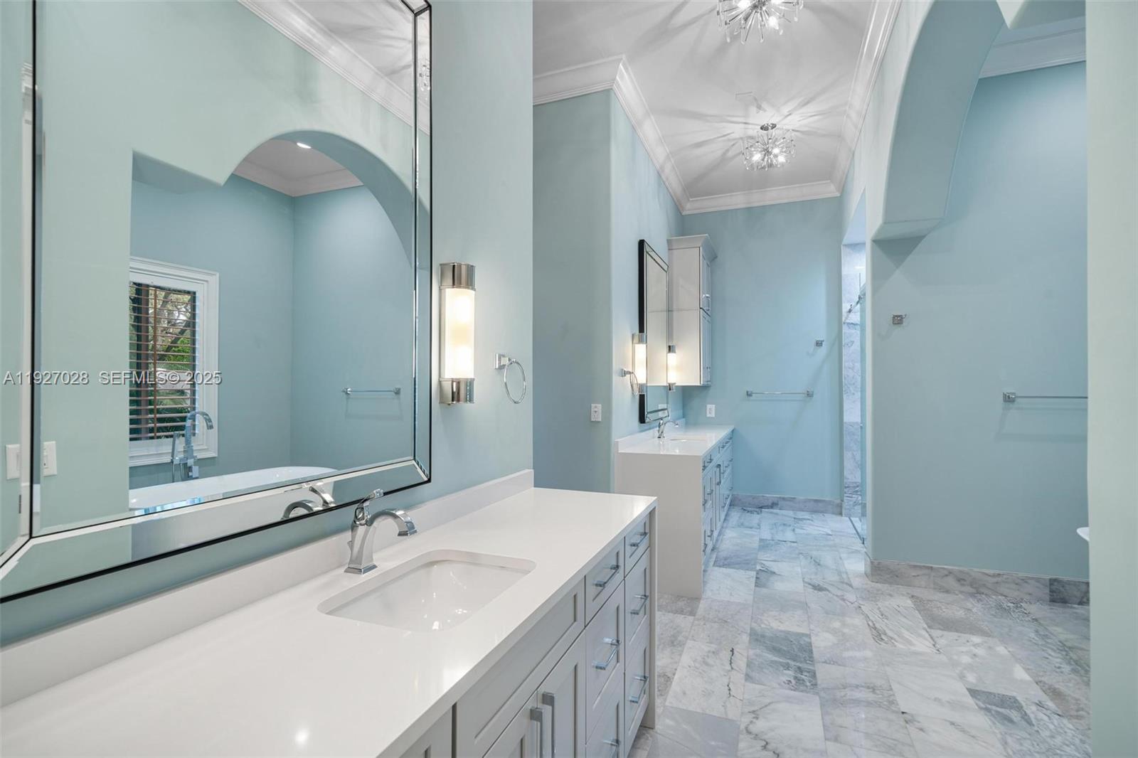 6890 SW 94th St Pinecrest, FL 33156