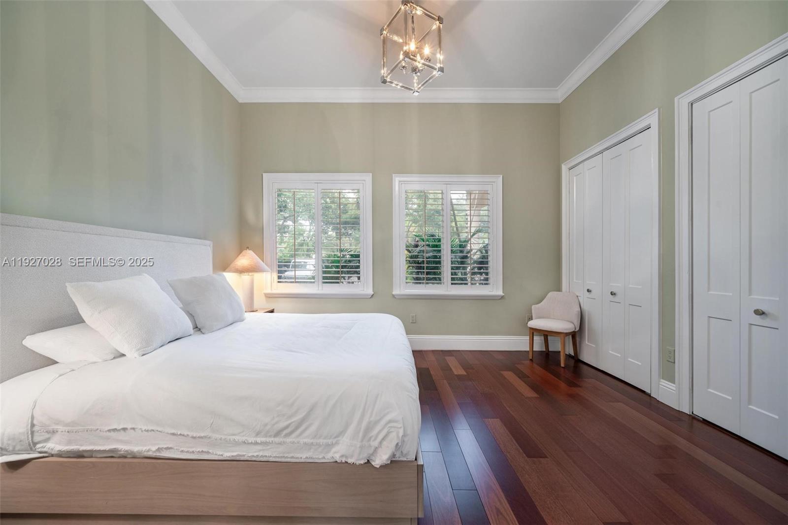 6890 SW 94th St Pinecrest, FL 33156