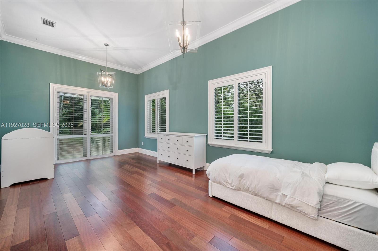 6890 SW 94th St Pinecrest, FL 33156