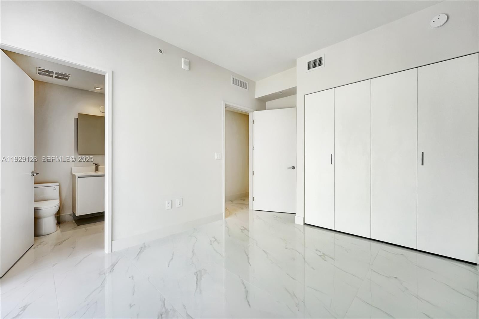 700 NE 24th St #2901 Miami, FL 33137