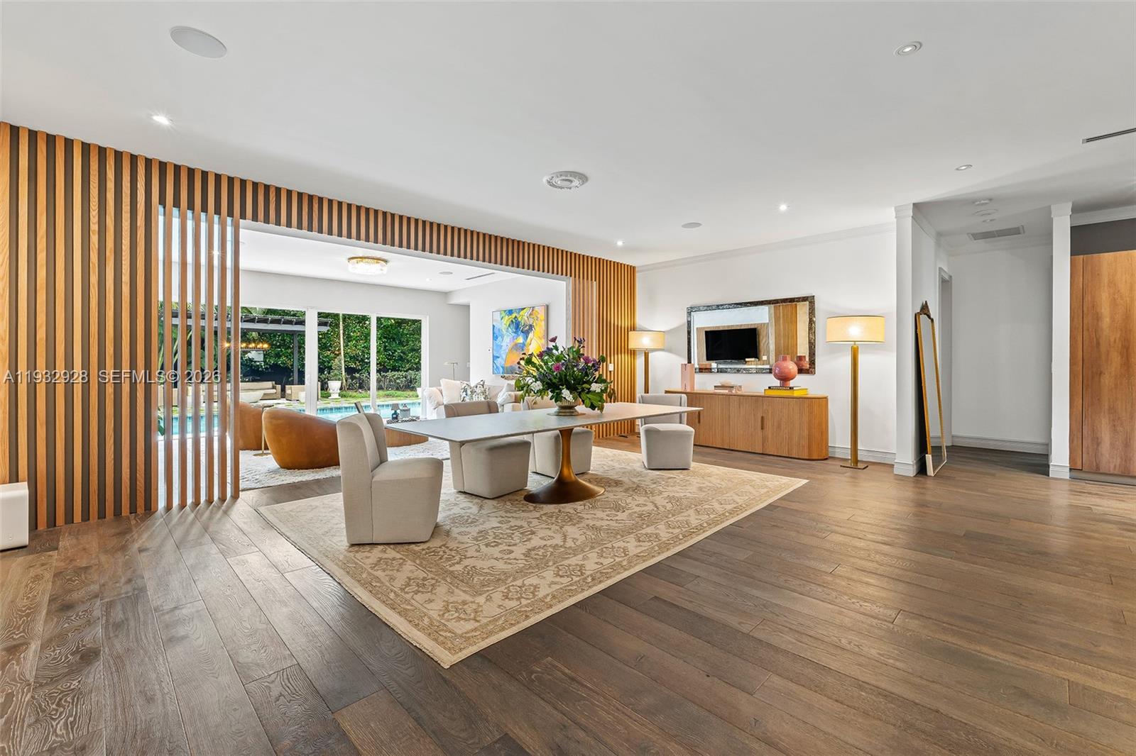 680 Buttonwood Ln Miami, FL 33137