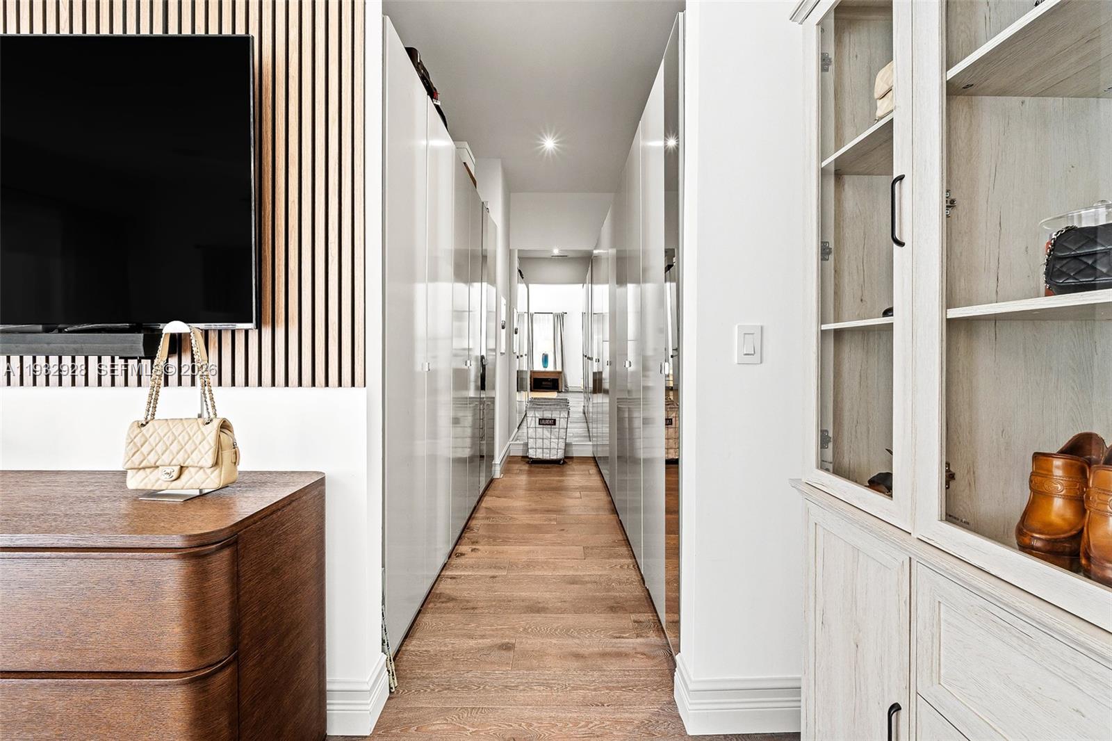 680 Buttonwood Ln Miami, FL 33137