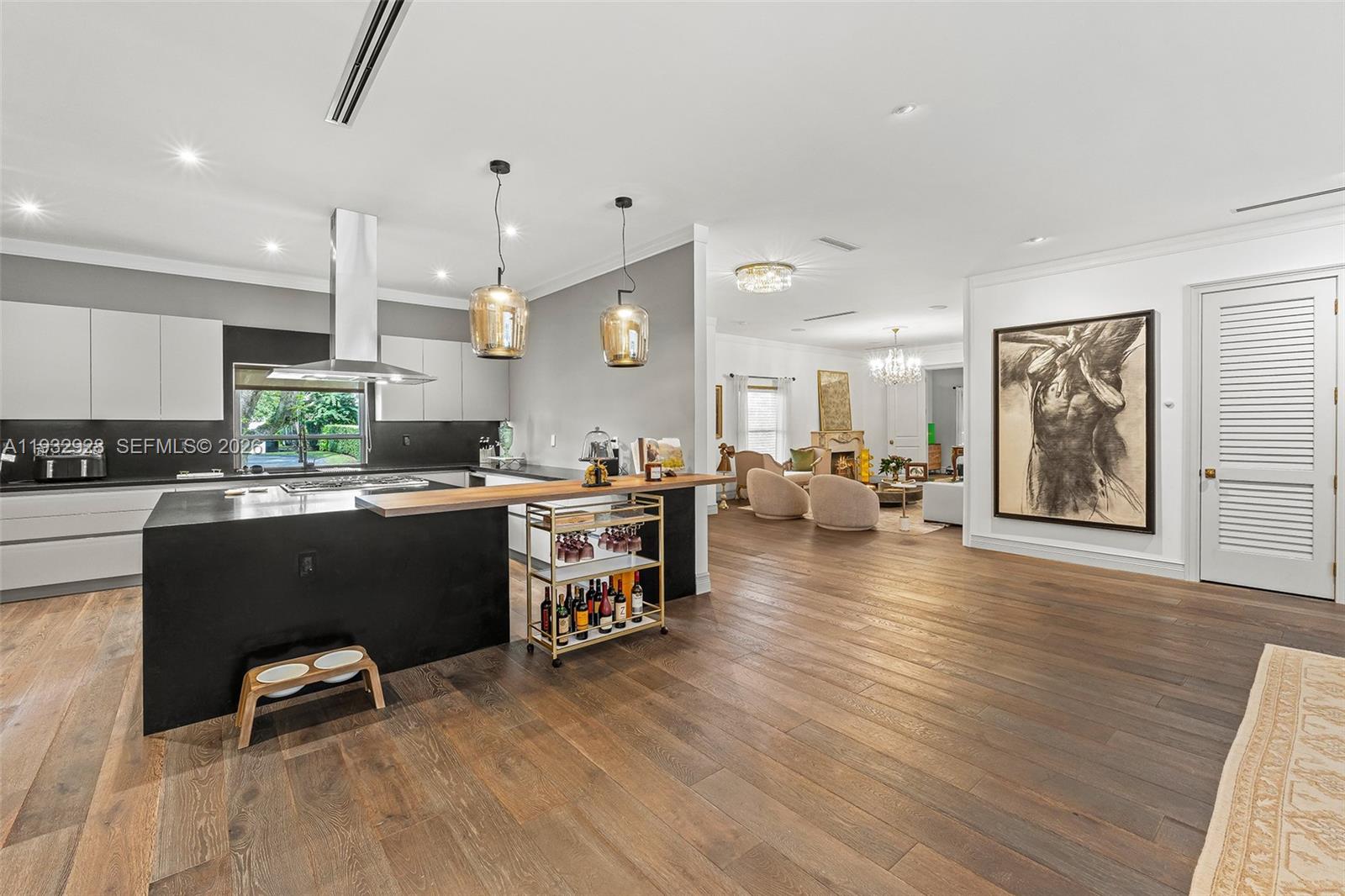 680 Buttonwood Ln Miami, FL 33137