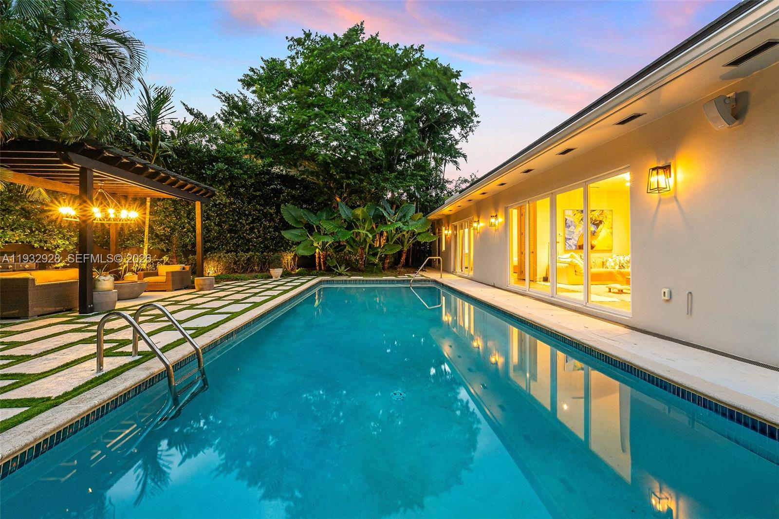 680 Buttonwood Ln Miami, FL 33137