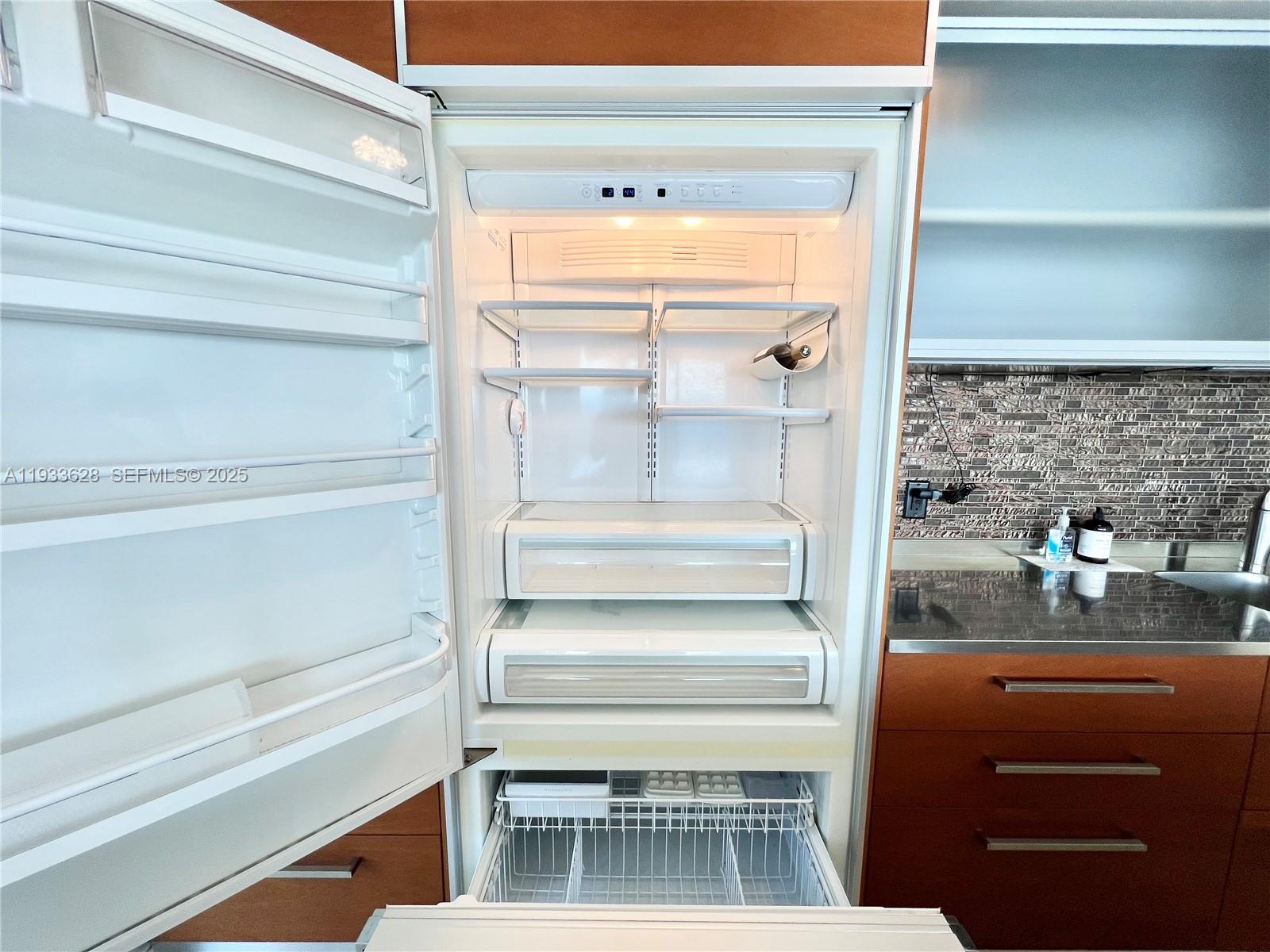 image Beach Club 111